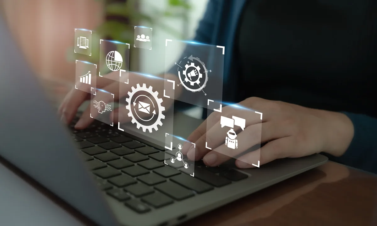 Email marketing sequence workflow converting subscribers into customers